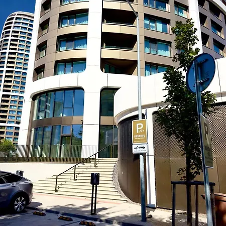 Apartamento Sky Park Sunrise Apartment, 2 Bedrooms, Downtown *